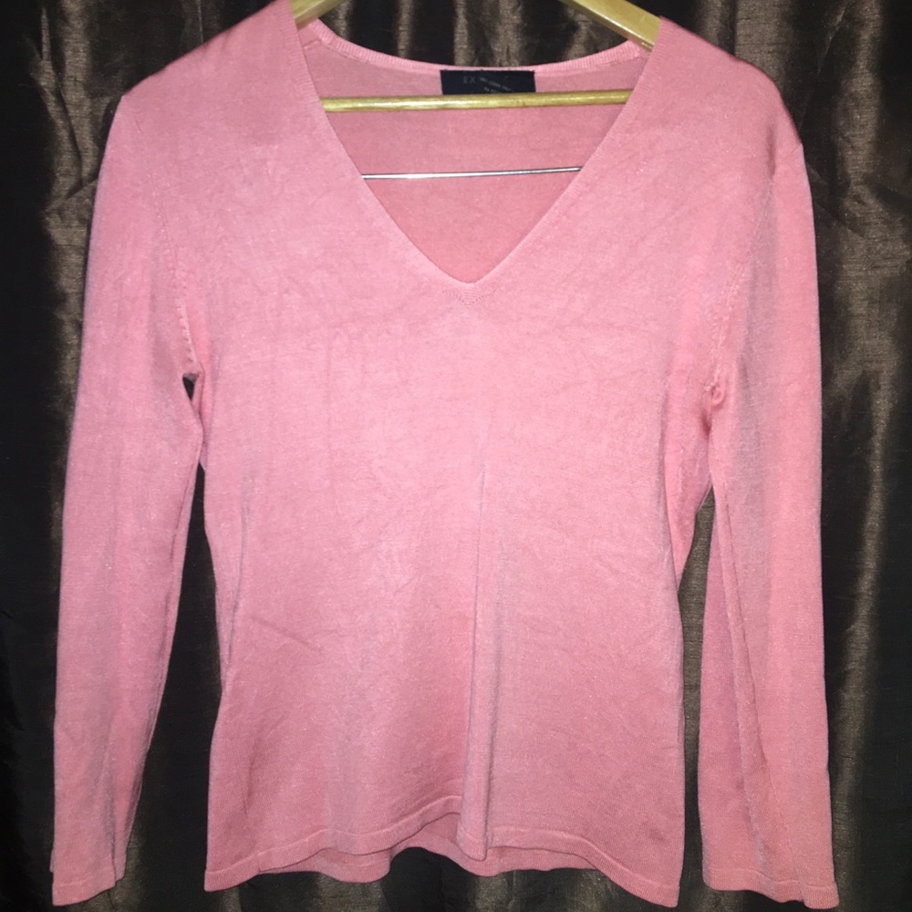 V neck sweater